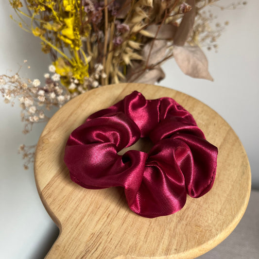Petit Chouchou Satin Bordeaux.